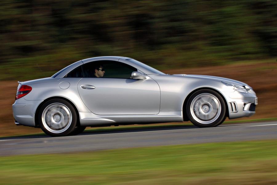  Mercedes-Benz SLK55 AMG 2004 года  (UK) (фото 10 из 15)
